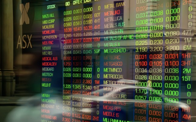 ASX sprints across the line despite conflicting COVID-19 news