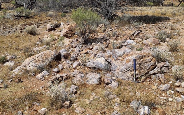 Aldoro Resources ASX ARN rubidium Wyemandoo Fairway Corridor rock chip samples