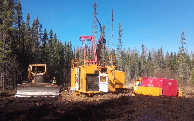 Auteco Minerals ASX AUT Pickle Crow gold project Canada maiden JORC