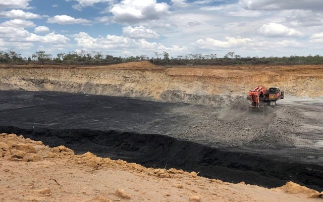 Blue Energy Stanmore Coal mine gas lower emissions mine safety ASX BLU SMR Isaac Plains