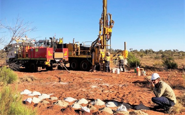 Carawine Resources ASX CWX gold discovery Western Australia Tropicana North