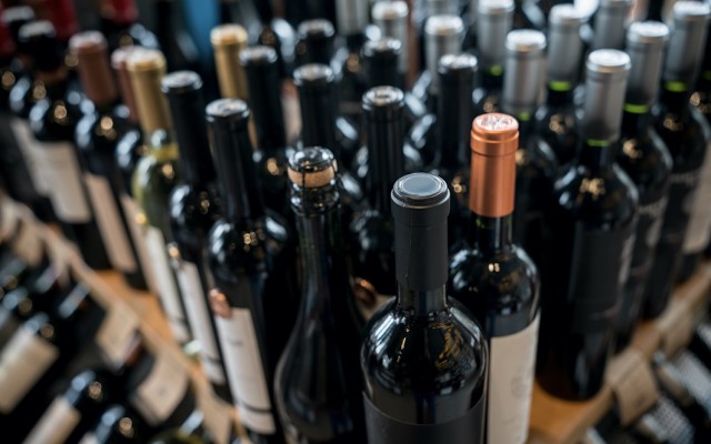 Digital Wine Ventures WineDepot Credit-as-a-Service wholesale liquor suppliers ASX DW8