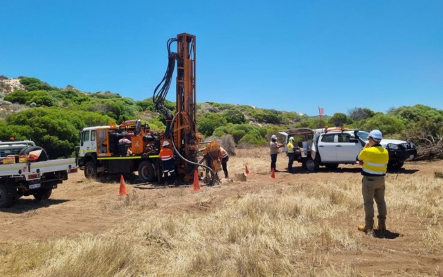 Heavy Minerals ASX HVY Red Hill Garnet project Total heavy minerals THM aircore drilling Western Australia