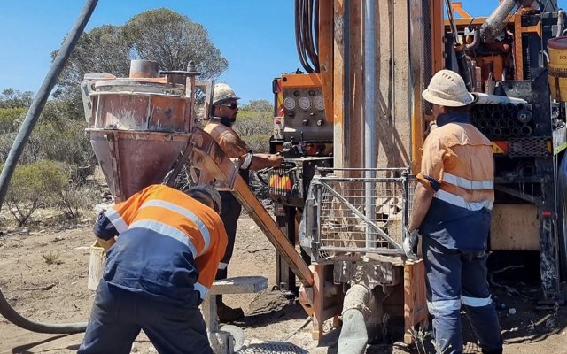 Heavy Minerals ASX HVY maiden drilling Port Gregory garnet project Western Australia