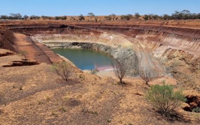 Lunnon Metals ASX LM8 Bakers Shoot nickel assays Kambalda Western Australia