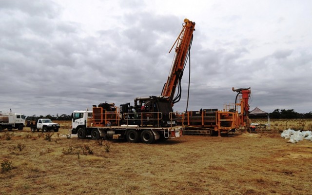 Navarre Minerals ASX NML Resolution Lode Stawell gold drilling