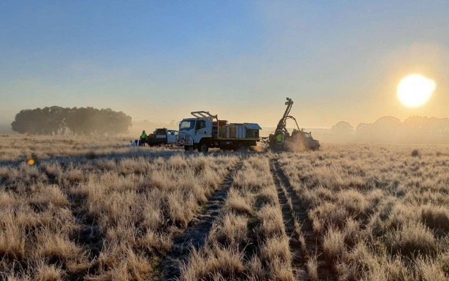 Navarre Minerals ASX NML gold Victoria Langi Logan basalt