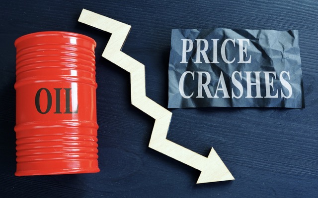 Oil price crash May futures contracts 2020 crude WTI Brent