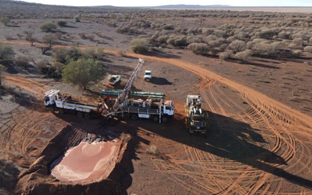 Rumble Resources Zenith Minerals ASX RTR ZNC drilling Chinook Magazine zinc lead