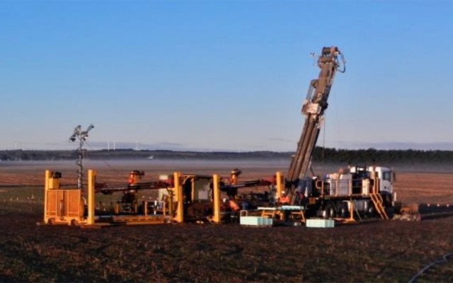 Stavely Minerals SVY ASX raises copper gold project Victoria SPP