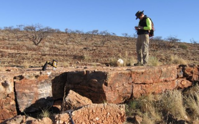 Zenith Minerals ASX ZNC Dulcie Split Rocks gold drilling