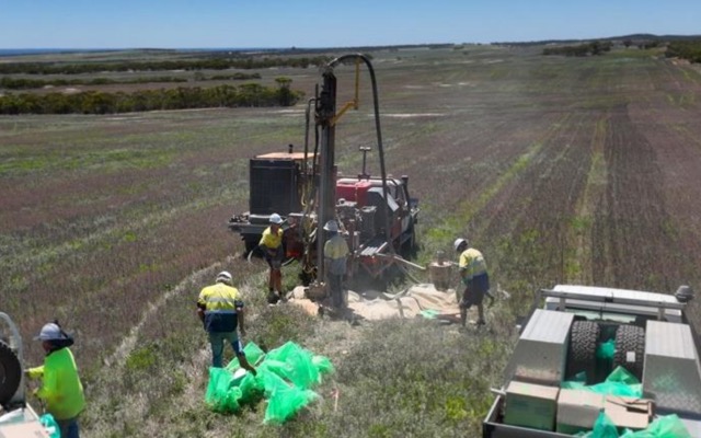 iTech Minerals ASX ITM rare earths kaolin Caralue Bluff South Australia Eyre Peninsula